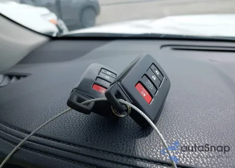 2016 Toyota Highlander Limited Platinum V6/Limited V6 из США, поврежденный, VIN 5TDDKRFH2GS292674